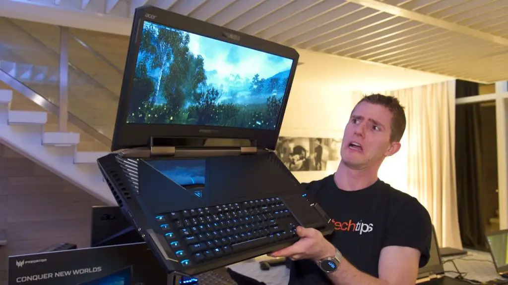 The BIGGEST, HEAVIEST, Laptop EVER 9,000 Acer Predator 21X Video